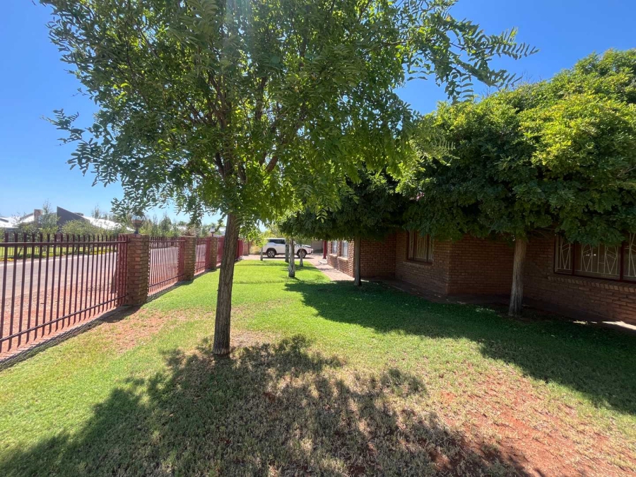 3 Bedroom Property for Sale in Keidebees Northern Cape